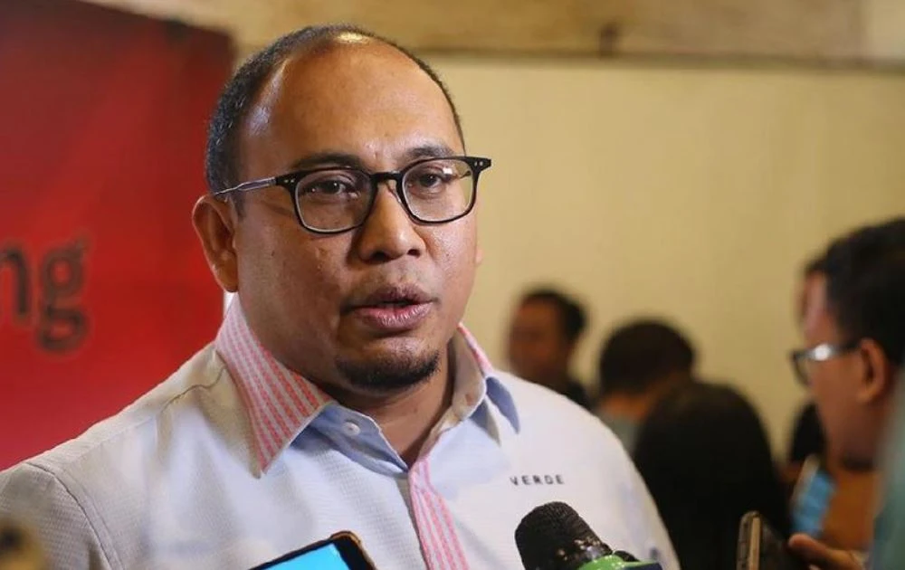 Heran Risma Marah Gegara Penyaluran Bansos Lamban, Andre: Kan Kemensos Sendiri yang Perintahkan Blokir Rekening