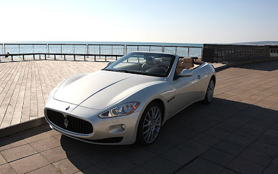 2011 Maserati Granturismo Convertible Wallpaper