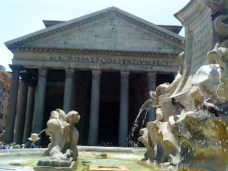 By E.V.Pita - Rome: Agrippa's Pantheon (outside) / Por E.V.Pita - Panteon de Agripa en Roma (fachada exterior)