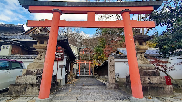 奈良公園 瑜伽神社