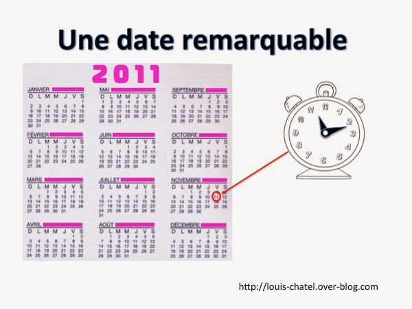 Photo d'un calendrier avec un réveil à 11:11