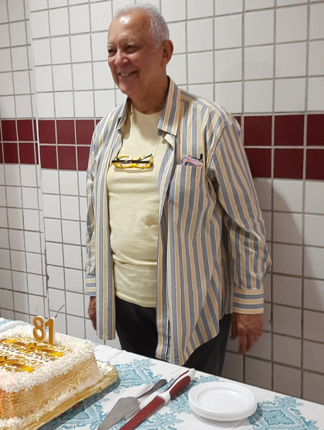 Dalmo Alves Pereira comemora 81 anos, seu aniversário é celebrado com amigos 