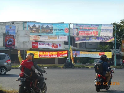 panggung-spanduk-semarang