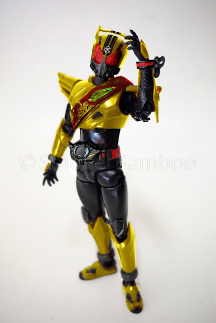 SHF figuarts kamen rider gold drive reverse 