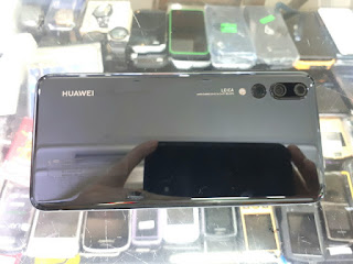 Hape Seken Huawei P20 Pro 4G LTE RAM 6/128 Triple Main Camera NFC Mulus Normal