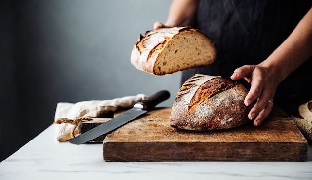 Eurostat: Εκτοξεύθηκαν οι τιμές του ψωμιού 