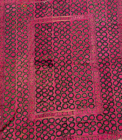 uzbek suzani, uzbekistan embroidery, uzbek traditional textiles