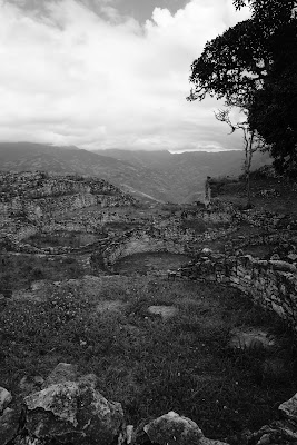 Kuélap - Les ruines avec vue sur la vallée