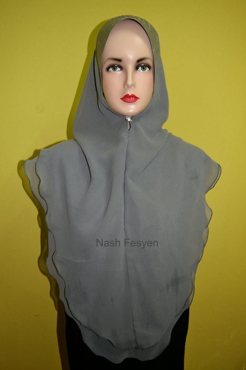 Nash Fesyen Pilihan Warna Tudung Pakaian