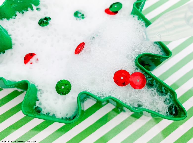 Baking soda science experiment for Christmas