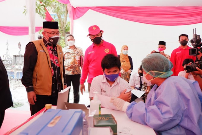 Pemkot Depok dan BIN Jabar Gelar Vaksin Massal