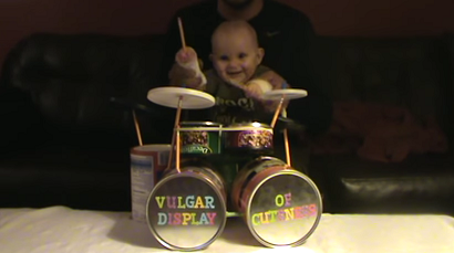 video viral bebe baterista
