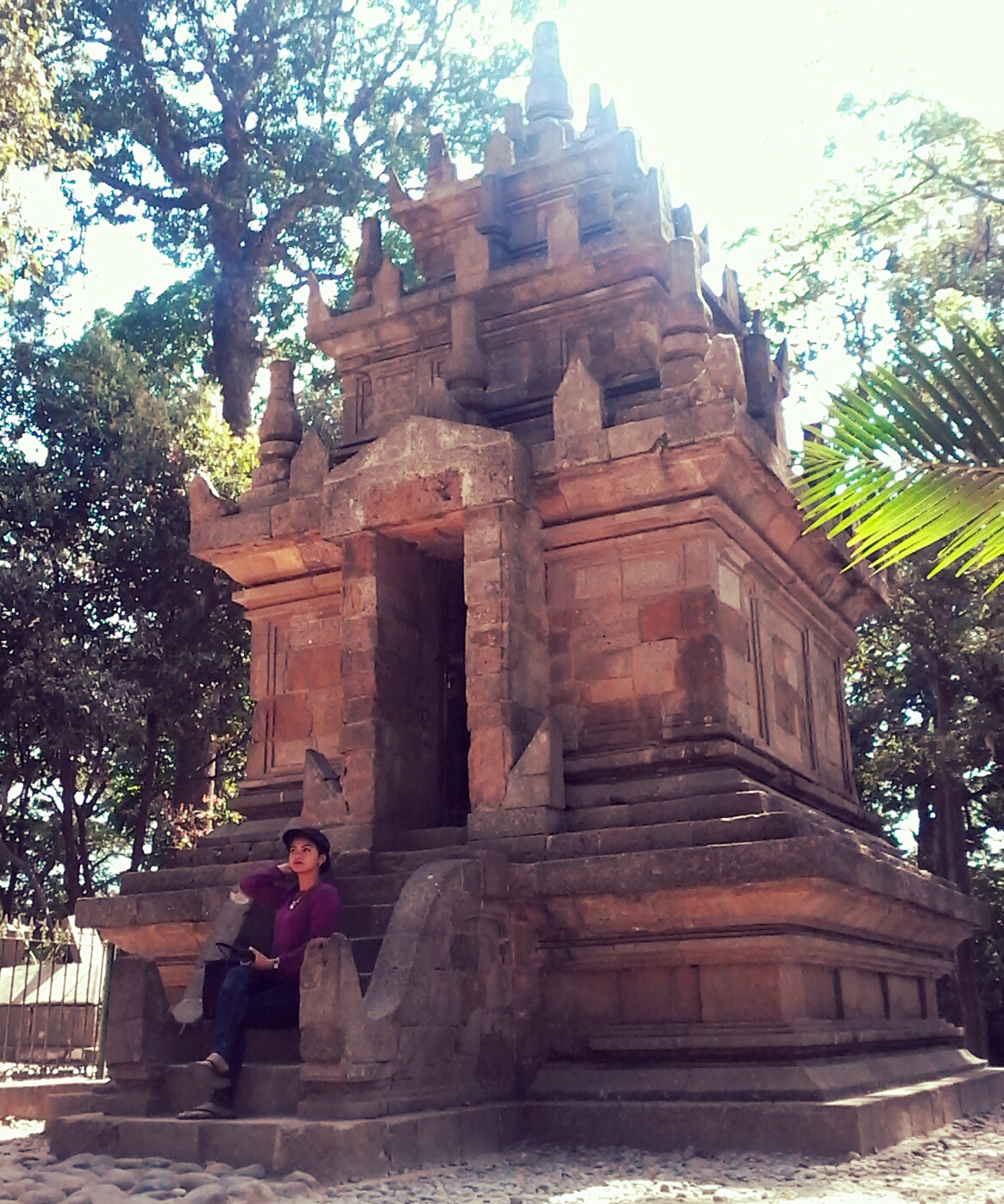 Travelplusindonesia Menghitung Keistimewaan Candi Cangkuang Garut