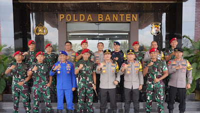 Kapolda Banten Terima Kunjungan Dan Grup 1 Kopassus dan Jajaran