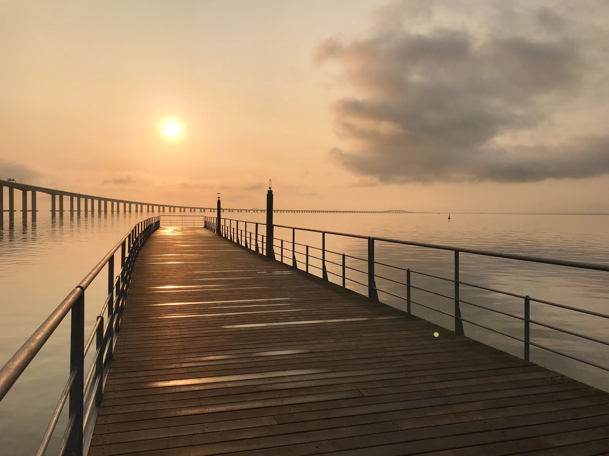 Ponte Vasco da Gama, Lisboa, Portugal, sunrise