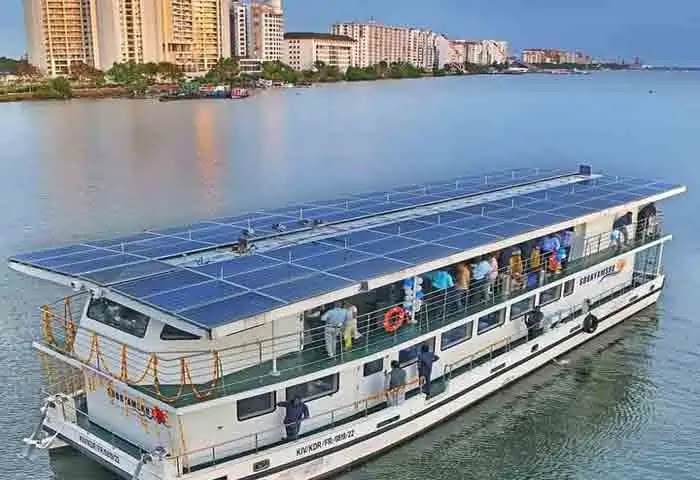 News, Kerala, State, Ship, Travel, Tourism, Top-Headlines, Kochi, Solar, Technology, Kerala's first solar powered tourist vessel Suriyamshu.