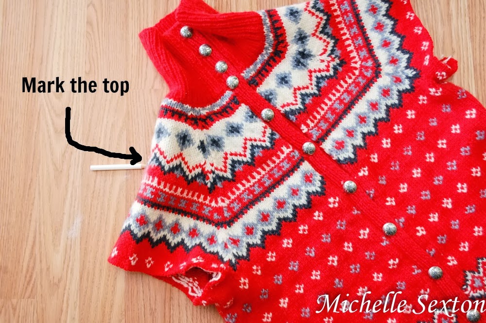Mark the top of the sweater - upcycle a sweater!