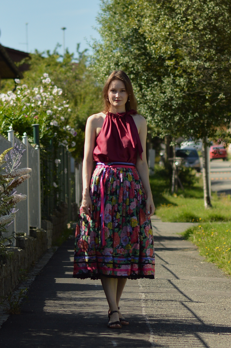 pink accents in summer outfit, thrifted pink clothes, Georgiana Quaint, barbie inspired outfit