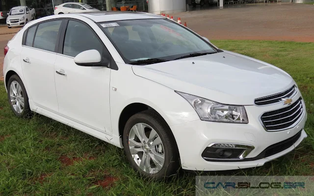 Chevrolet Cruze 2015 - terceiro mais vendido