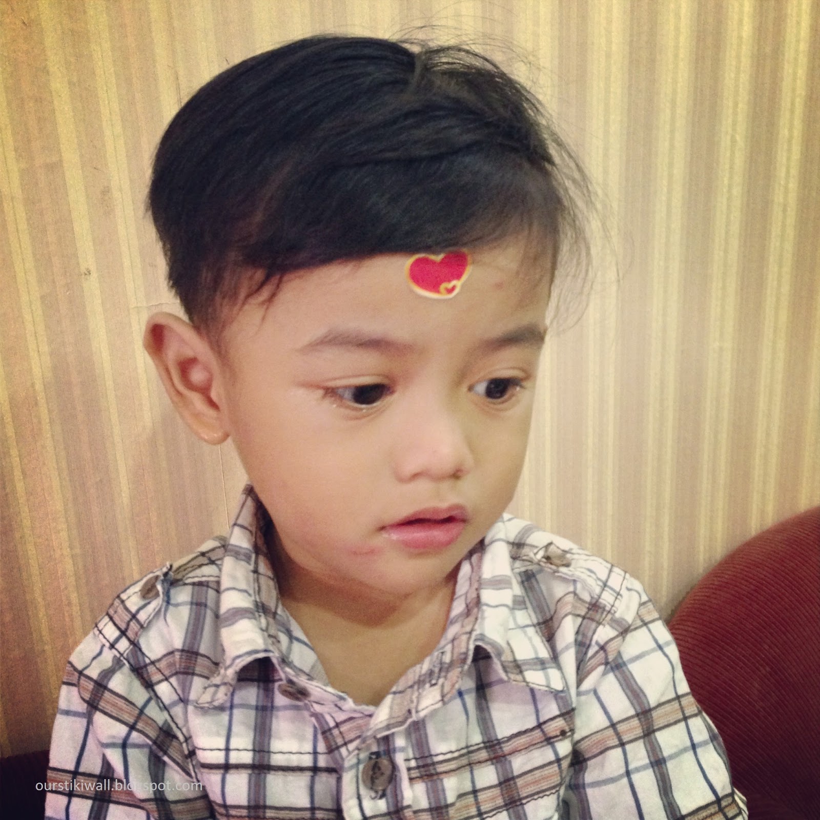 Ubat Chicken Pox Budak - Absurd Things