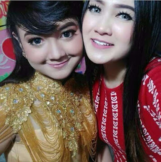 Foto Jihan Audy bersama Nella Kharisma