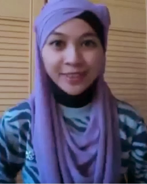 Video Tutorial Hijab (Cara Berjilbab Segi Empat) Trend 2015
