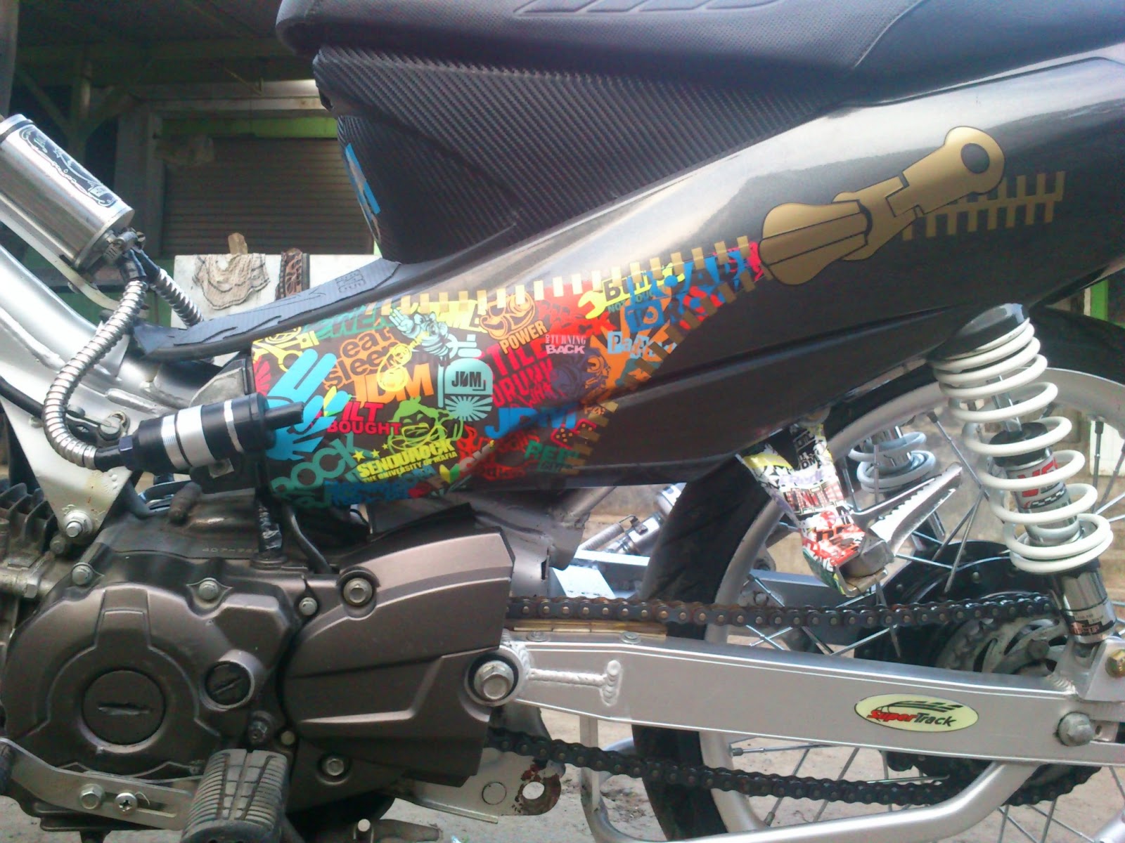 Cutting Stiker Yamaha Vega