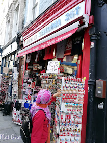 Portobello Road Market Souveniour Murah