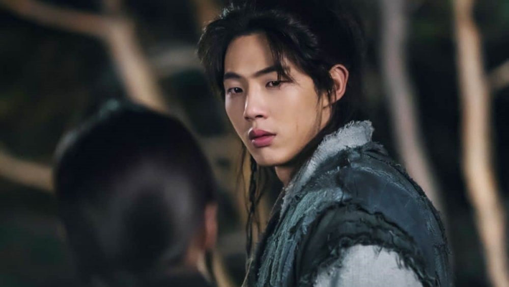 Staff of 'River Where The Moon Rises' Leaks Ji Soo's Rude Behavior at The Filming Location