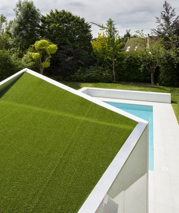  Rumah  Modern  Kecil dengan  Kolam  Renang  Desain Rumah  