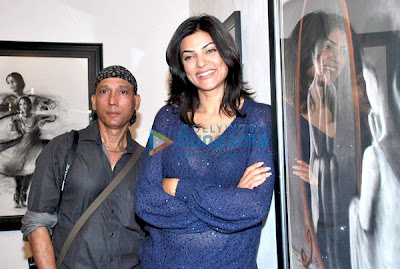 Sushmita Sen launches Charcoal exhibition by Gautam Patole image