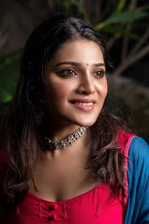 Meesaya Murukku Actress Aathmika Latest Cute HD Pics