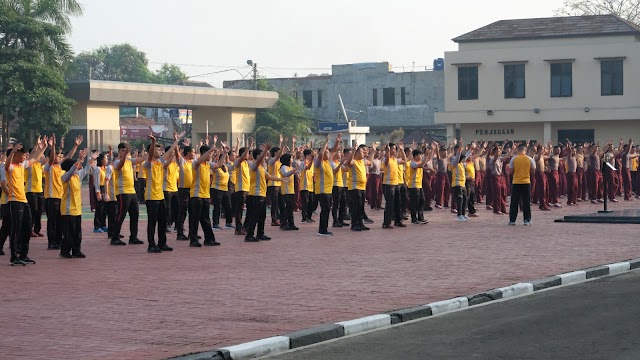 Untuk Menjaga Stamina dan Kebugaran Tubuh, Polda Banten Laksanakan Olahraga Pagi Bersama