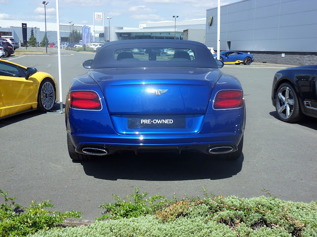 Blue-Bentley-Twin-Exhaust-Turbo-Rear