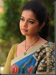 swathi cute saree stills golconda high school