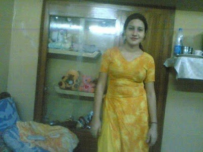 Indian Wife Hot Photo Collection
