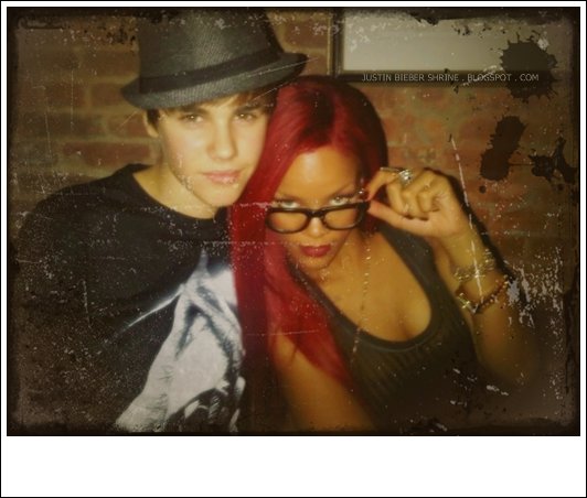 justin bieber armpit pics. Justin Bieber shows Rihanna
