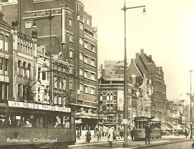 Atlanta Hotel gezien vanaf de Coolsingel (foto denk ik uit 1935)