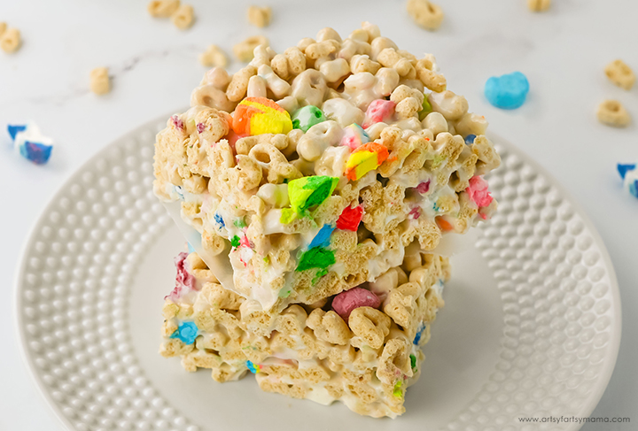 3-Ingredient Lucky Charms Treats