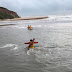 Banhista desaparece em Praia Bela e bombeiros fazem operação de busca.