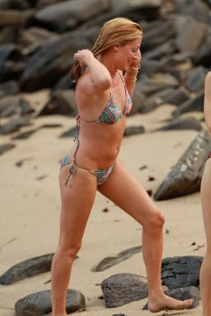 Cat Deeley Bikini In Hawaii4