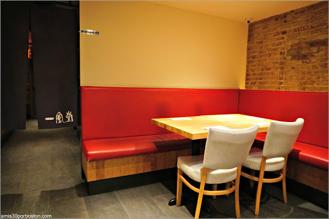 Comedor del Restaurante de Ramén Japonés Ippudo Westside en Nueva York