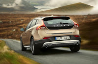 Volvo V40 Cross Country (2013) Rear Side