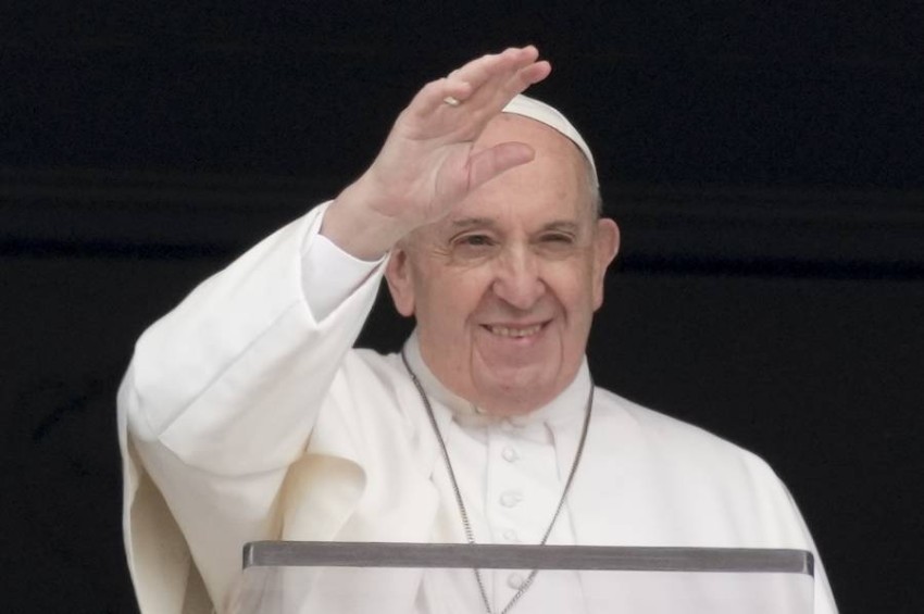 Pope Francis of the Vatican hosts Lebanon's Christian leaders on July 1st Pope Francis announced today, Sunday, that he will invite Christian leaders of Lebanon to the Vatican on July 1st to pray for "peace and stability" in their country.