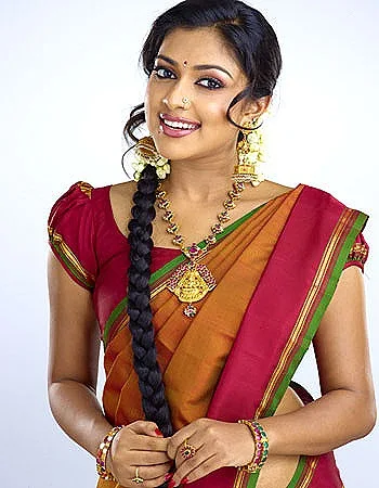 Actress Amala Paul Hot Saree Images