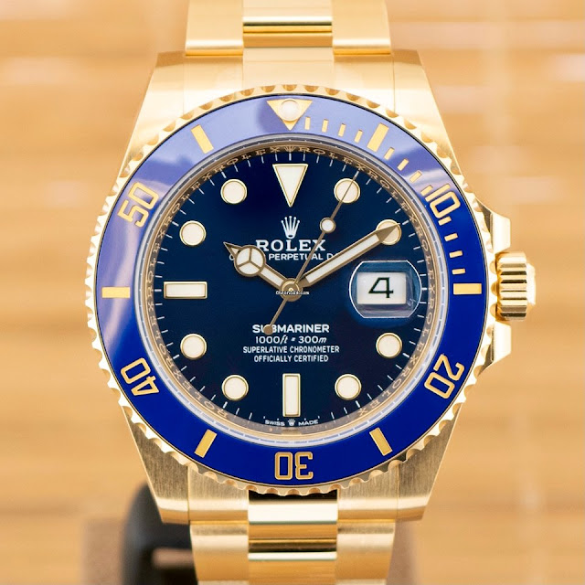 Review the Rolex Submariner Date 41 mm blue watch replica with low price