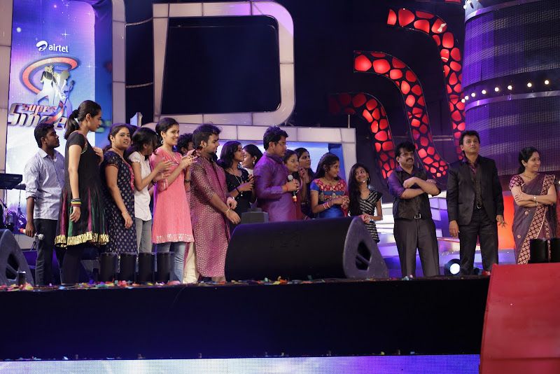 AIRTE SUPER SINGER  GRAND FINAL IN VIJAY TV STILLS PHOTOS GALLERY cinema gallery