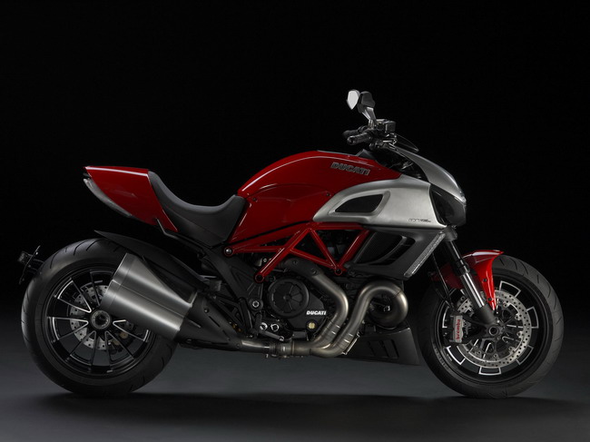 Ducati Diavel Black. Ducati Press Release