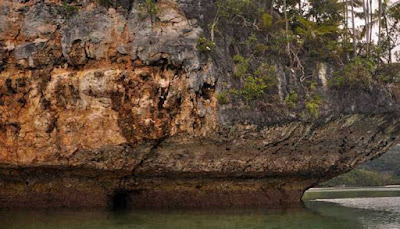 lukisan gua kokas, papua