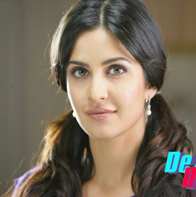 Latest Bollywood Actress Katrina Kaif Scenes Images Pics 2010